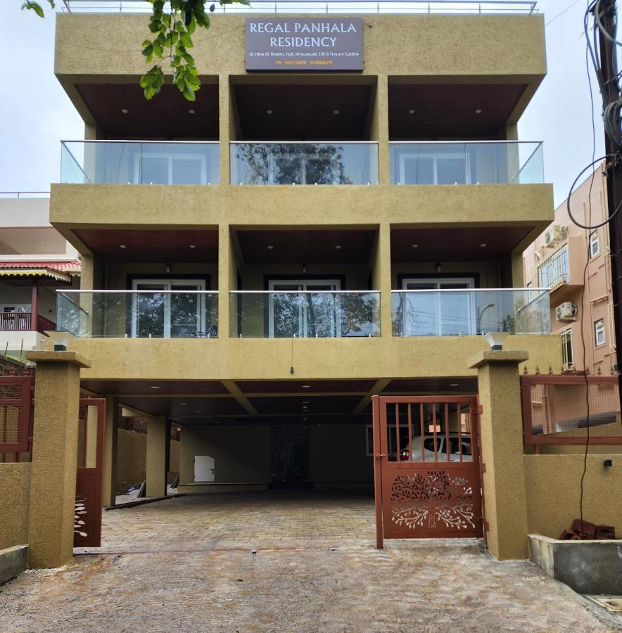 Regal Panhala Residency Hotel ภายนอก รูปภาพ